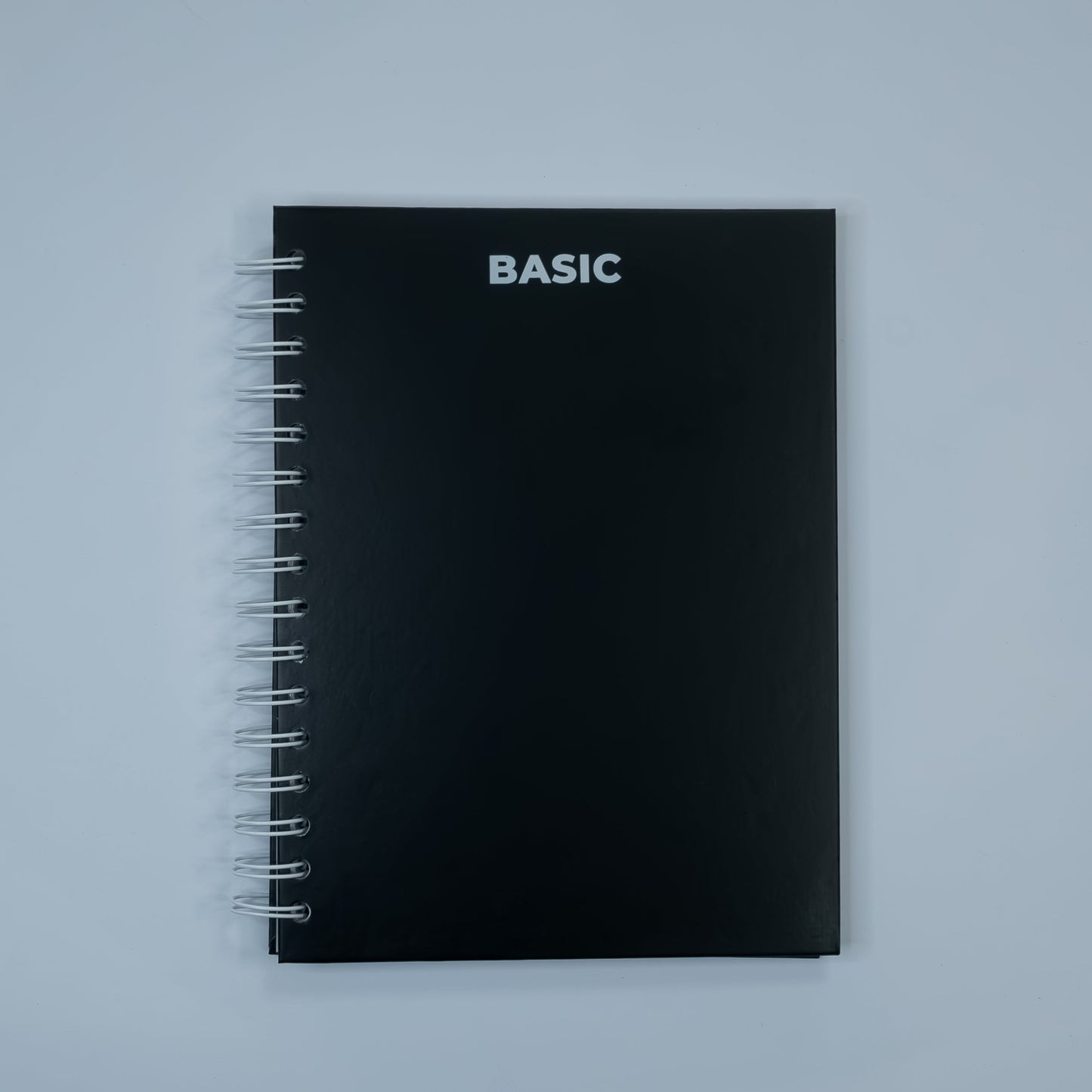 Cuaderno Negro Basic (Tamaño Estándar)