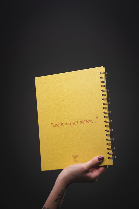 Cuaderno YELLOW (Tamaño Grande)