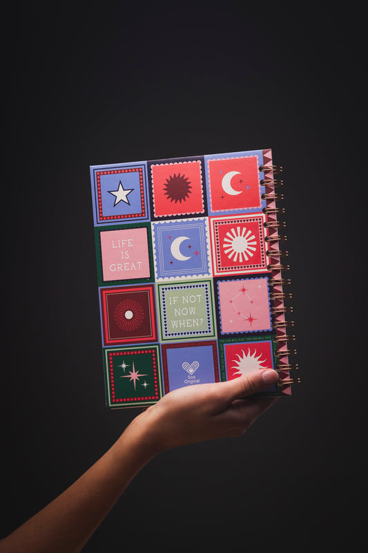 Cuaderno Soles (Tamaño Estándar)