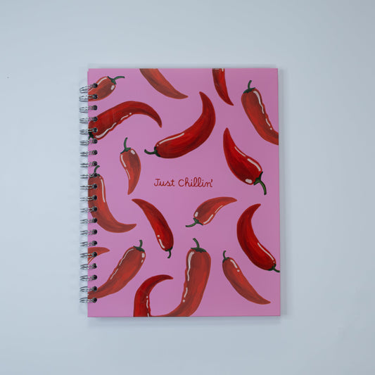 Cuaderno Chiles SOS Original 2026 - Vista frontal pasta dura argollada