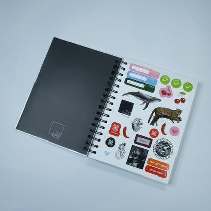 Cuaderno Think and Feel Blanco SOS Original 2026 - Interior papel bond 75g