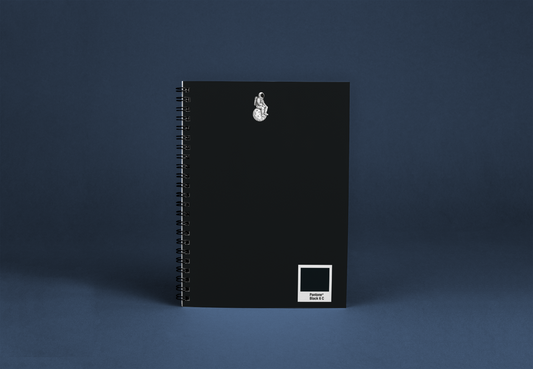 Cuaderno astronauta negro
